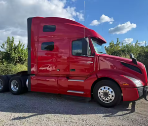 รถบรรทุกหัวลากมือสองปี 2021 สำหรับ Volvo VNL64T760 พร้อมส่ง - Product Image 1