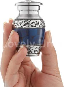 Urnas de recuerdo de latón de nuevo diseño con urnas hechas de metal de grado superior para urnas de cenizas humanas - Product Image 2