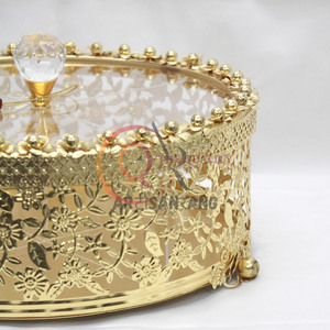 Elegante joyero de oro para almacenar collares, pendientes, pulseras, solución elegante para sus accesorios favoritos con bodas - Product Image 2