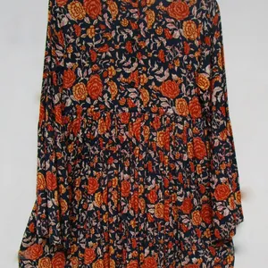 Nouvelle arrivée Robe longue élégante pour femme à imprimé vintage Robe d'été pour femme Robes décontractées pour femme au meilleur prix - Product Image 1