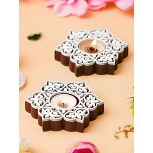 Porte-bougie en bois sculpté artisanal de qualité supérieure, long, pour une décoration intérieure de style rustique et antique, provenant d'Inde - Product Image 2