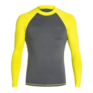 2024 Excellente qualité personnalisée vierge à manches longues et courtes Rash Guard personnalisé Rash Guard dans le prix de vente entier avec logo personnalisé - Product Image 1