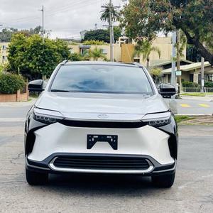 Toyota bZ4X Limited Usado del 2023 - Product Image 1