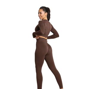 เสื้อครอปแขนยาวทรงสลิมฟิตสำหรับออกกำลังกายผู้หญิง รุ่นปี 2026 ผลิตจากโพลีเอสเตอร์ยืดหยุ่น 100% เหมาะสำหรับใส่ในช่วงฤดูร้อน - Product Image 2