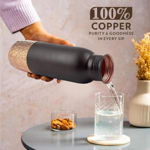 Bouteille d'eau en cuivre gravée avec verre assorti – Coffret cadeau artisanal en cuivre gravé – Cuivre pur gravé traditionnel - Product Image 6