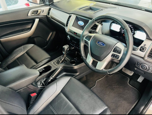 Auto Usado de Calidad a Precio Accesible, Ford Everest 2019 2.0D Bi-Turbo XLT Automático con Volante a la Derecha - Product Image 2