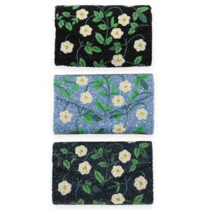 SOBRE DE MEDIANOCHE BOHEMIAN BLOOM CLUTCH - Product Image 1
