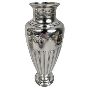 Décoration de table, décoration d'intérieur de luxe artisanale, vases en métal, vase à fleurs élégant artisanal, décoration d'intérieur, vases à fleurs en métal - Product Image 1