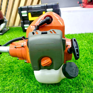 Desbrozadora de Gasolina Mini de 2 Tiempos con Cuchilla Metálica Recta, Motor de 51.7cc y 1.47kW de Potencia para Uso Agrícola y Corte de Césped - Product Image 3