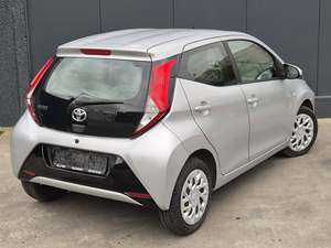Buena Oferta para TOYOTA AYGO 1.0 VVT-I X-TREND 2020 con Volante a la Izquierda/Derecha - Product Image 3