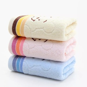 Essuie-mains personnalisés de haute qualité 100% coton biologique serviettes de bain tissées antibactériennes à séchage rapide avec style uni de couleur unie - Product Image 4
