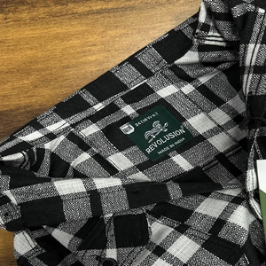 เสื้อเชิ้ตแขนยาวผ้าฝ้ายสำหรับเด็กเสื้อผ้าเด็กผู้ชายลายตารางสีพื้นแห้งเร็วลำลองสำหรับฤดูใบไม้ผลิ/ฤดูใบไม้ร่วง - Product Image 2