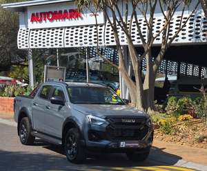 Pick-up d'occasion Gris D-Max 4x4 Double Cabine Diesel Automatique Turbo Jantes en alliage d'aluminium Sièges en tissu - Product Image 1