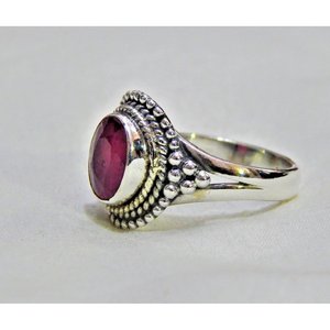 Bague de fiançailles en argent naturel fait à la main rubis pierre de naissance à facettes fines cadeau empilable pour sa R0102-GS - Product Image 2