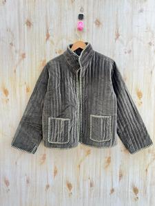 Chaqueta acolchada Reversible hecha a mano india, abrigo de terciopelo de algodón Premium Unisex para invierno, nueva colección, regalo de ropa para ella - Product Image 3