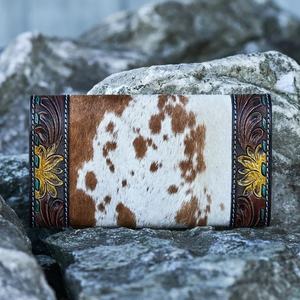 Nouveau Design Sculpture Main Usiné Portefeuille Embrayage Élégant En Cuir Véritable Nouveau Design Portefeuille Multi Utilisations Western Portefeuilles En Cuir - Product Image 2