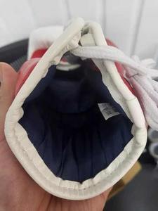 Guantes de Boxeo Transpirables para Kickboxing, Diseño OEM, Color Rojo y Blanco, con Cordones - Product Image 5