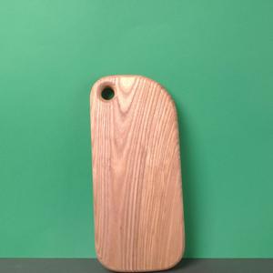 Tabla de Cortar de Madera de Fresno Hecha a Mano, Forma Rectangular Clásica, Tabla de Cortar de Madera Maciza para Cocina, Restaurante, Hotel y Alimentos - Product Image 1