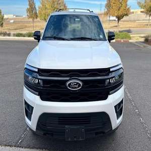 ฟอร์ด เอ็กซ์เพดิชั่น ลิมิเต็ด 4x4 ปี 2023 สภาพดีเยี่ยม - Product Image 1