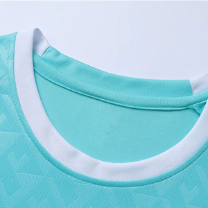 Cómodo uniforme de fútbol de estilo único para hombres, transpirable, de alta calidad, tarifa barata, ropa informal, uniforme de fútbol con material duradero - Product Image 2