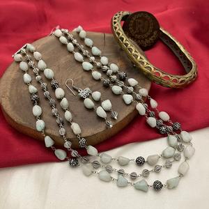 Joyería clásica de lujo con cuentas, conjunto de collar de triple capa con pendientes, perfecto para el uso diario en fiestas, conjunto de joyería con abalorio Simple - Product Image 1