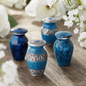 Pequeñas urnas de cremación para cenizas humanas Mini JUEGO DE RECUERDO DE 4 azul y plata con estuche de terciopelo - Product Image 6