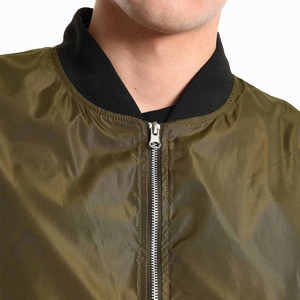 Chaqueta Bomber Personalizada de Alta Gama para Hombre, Producto Más Vendido, Mejor Tela, Chaqueta Bomber Universitaria para Hombre - Product Image 4