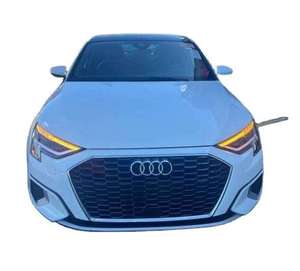 รถสีขาวมือสอง ปี 2023 รุ่น A3 40 TFSI Premium ขับเคลื่อนล้อหน้า พวงมาลัยซ้าย ล้อแม็กซ์โครเมียม R17 เบาะหนัง ระบบนำทาง สตาร์ทเครื่องยนต์จากระยะไกล หลังคาซันรูฟ - Product Image 1