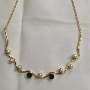 Collier de perles de style classique pour femmes élégantes fait à la main bijoux en laiton plaqué or léger accessoire de mariage de fête de mariage cadeau - Product Image 1