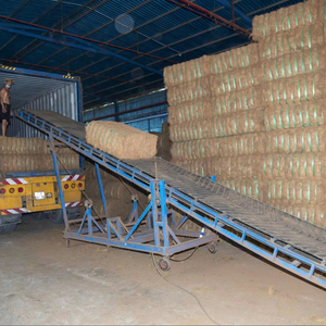 ใยมะพร้าวสำหรับยัดไส้ สีน้ำตาลทอง ทำความสะอาดแล้ว ความยาว 5-25 ซม. บรรจุเป็นมัด 100 กก. สำหรับใช้ในอุตสาหกรรม สำหรับยัดไส้ที่นอน - Product Image 1