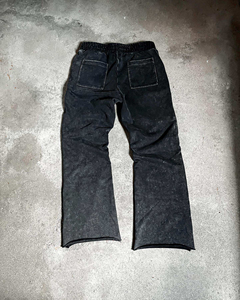 Pantalones de chándal informales de algodón y forro polar para hombre, lavado ácido personalizado, llamarada, decoración de encaje desteñido al sol, cintura elástica apilada para dobladillo crudo, corte Edg - Product Image 4