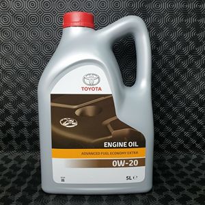 Huile moteur Toyota en stock Tous types et grades pour voitures de tourisme et véhicules utilitaires avec des performances constantes - Product Image 6