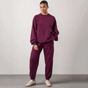 ชุดสเวตเตอร์ & กางเกงวอร์มผ้านุ่มสองชิ้นสำหรับผู้หญิงชุดวอร์มผ้านุ่มแบบคลาสสิก - Product Image 1