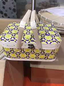Boîte cadeau en bambou artisanale avec motifs uniques - Panier en bambou traditionnel avec poignée - Tailles personnalisables et couleurs élégantes. - Product Image 2