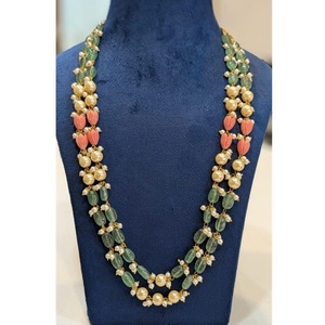 Qualité exclusive à double couche élégante à la mode avec collier de perles pour la fête et la fonction porter pour les femmes et les filles - Product Image 1