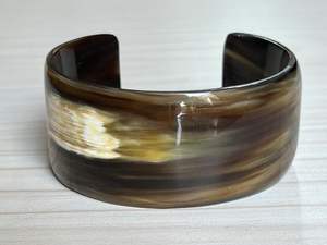 OTRO Cuerno de búfalo natural Puños, brazaletes y pulseras hechos de cuerno de búfalo real, disponible en una variedad de - Product Image 5