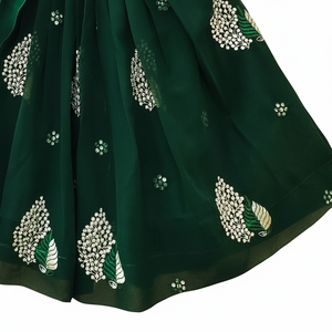 Choli Lehenga à étages vert de Shoryam Fashion Designer pour filles |   Ensemble de vêtements ethniques pour enfants, longueur au sol, traditionnel d'Asie du Sud - Product Image 3