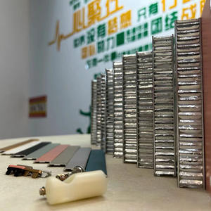 Armoire de camping-car au design moderne Salle de <span class=keywords><strong>douche</strong></span> en aluminium léger pour camping-car, personnalisée en usine - Product Image 5