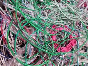 ความบริสุทธิ์ 99.95%-99.99% คุณภาพสูง 1 #   2 #   เศษสายไฟทองแดงสดใส สายไฟฟ้าหุ้มฉนวนพีวีซี ทองแดงบริสุทธิ์ 99.99% แบบมิลเบอร์รี่ - Product Image 4