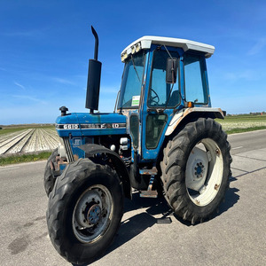 Compre Tractor Agrícola Ford 6610 4WD de 70HP con Transmisión por Engranajes, Motor, Caja de Cambios, Bomba y Rodamientos a Precios Accesibles - Product Image 1