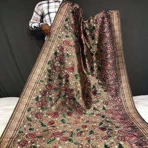 Sari de Seda Suave VASTRA COTTAGE con Estampado Fusion Kalamkari en Hermosos Colores con Blusa de Diseñador Estampada a Juego - Product Image 6