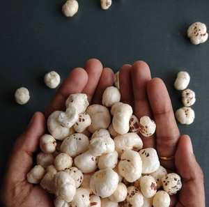 Healthy Superfood Makhana Semillas de loto tostadas y sazonadas para venta al por menor o suministro a granel para exportación del fabricante indio - Product Image 3