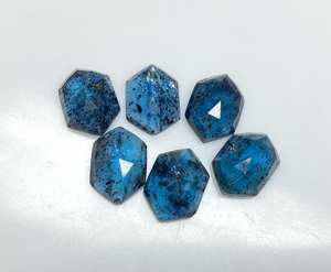 รูปทรงแฟนซี 100% ของแท้จากธรรมชาติสีฟ้าไซยาไนท์กุหลาบตัดสําหรับเครื่องประดับทําหินหลวมขายในราคาขายส่งราคาถูกจํานวนมาก - Product Image 2