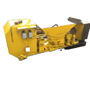 Machine d'extrusion de béton semi-automatique pour clôtures agricoles en béton précontraint - Product Image 2