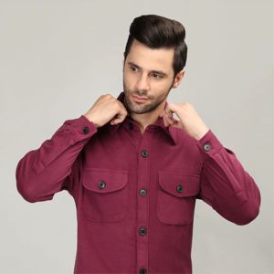 Veste chemise style homme Surchemise en coton durable avec fermeture boutonnée et design utilitaire - Product Image 1