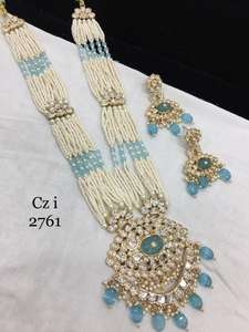 Boucles d'oreilles collier mosaïque Kundan de luxe bijoux éblouissants pour mariages réceptions fêtes anniversaires événements glamour - Product Image 5