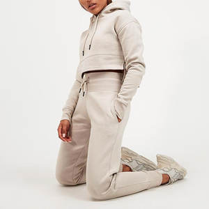 Conjunto Deportivo Corto de Invierno Unisex para Mujer 2026, con Logotipo Personalizado, 100% Poliéster - Product Image 1