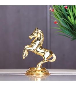 Escultura Moderna de Caballo en Aluminio y Latón, Tamaño Personalizable para Decoración del Hogar y Bodas - Product Image 2