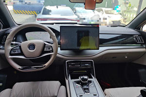 SUV de Lujo Alemán de Alta Calidad, Edición DM-I Champion, Nuevo Híbrido Eléctrico Turbo 2.5-3.0L, Asientos de Cuero, Transmisión Automática - Product Image 5