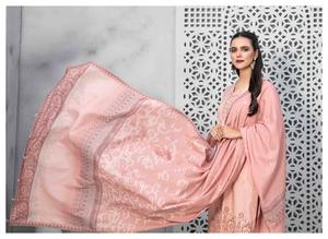 Costumes Shalwar Kameez de style modeste de haute qualité pour femmes vêtements d'hiver avec broderie fine Silhouette droite très basique - Product Image 3